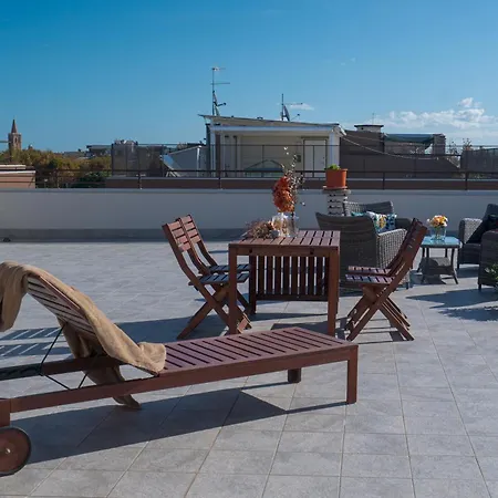 בית הארחה Essenza 3*