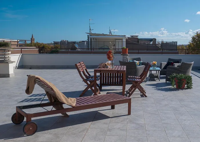 招待所 Essenza 3*